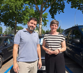 Aike lleva al Pleno el contrato de la zona azul y la retirada de las tarjetas especiales de estacionamiento