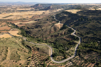 La Diputación destina casi 3,9 millones a mejorar seis carreteras de la provincia