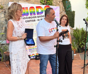 UGT Guadalajara recoge el premio 'Panal Wado'
