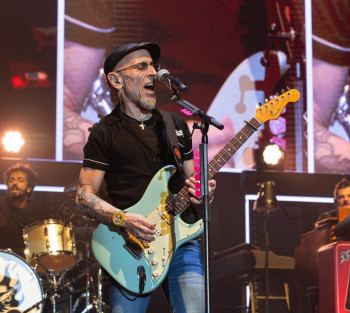 Fito y Fitipaldis llegan al Buero Vallejo