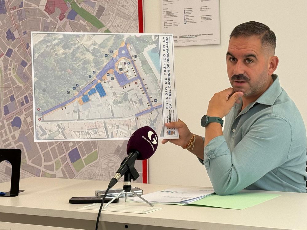 Santiago López, durante la rueda de prensa de presentación del proyecto//Imagen: Ayuntamiento de Guadalajara.