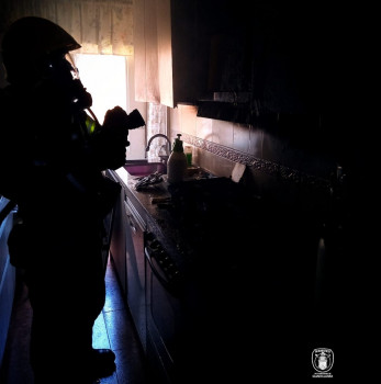 Los Bomberos de Guadalajara intervienen en el incendio de una cocina