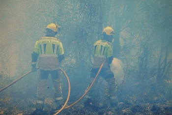 Los Bomberos de Guadalajara regresan tras una semana de trabajo ininterrumpido en el incendio de La Mierla