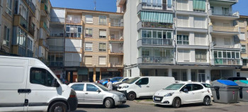 AvecaGuada presenta cerca de 300 firmas de los vecinos del Chorrón en contra de las opciones propuestas por PP y Vox