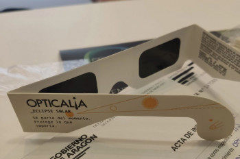 Retirados seis modelos de gafas para el eclipse solar por riesgo de lesiones oculares