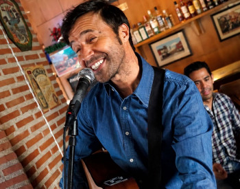 Iriépal aplaza el concierto de Chema Abascal al jueves 20