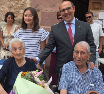 Bellido reconoce “el esfuerzo y la entrega de una generación que siempre estuvo cuando la necesitamos”