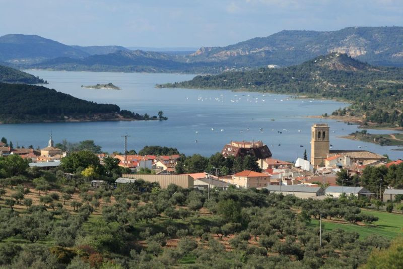 Fotografía de archivo del embalse de Entrepeñas. Imagen: Oficina de Turismo de Sacedón