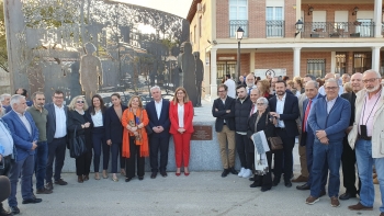 Un parque en Villanueva de la Torre guarda ya la memoria de Sara Bronchalo y Narciso Arranz, alcaldes fallecidos en la pandemia