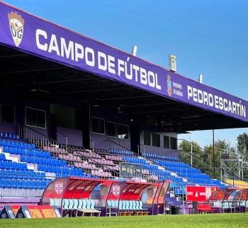LOS VECINOS DENUNCIAN. Protesta por la zona VIP en Tribuna, en el Pedro Escartín