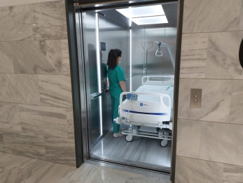 Bellido exige al PP que pida perdón por sus “bulos” sobre los ascensores del Hospital de Guadalajara