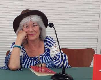 “El objetivo con ‘Bordando Versos’, es que esto crezca porque queremos hacer un gran festival de poesía en Guadalajara”