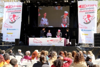 La riqueza cultural de Sigüenza se saboreó en su I Festival Gastronómico Multicultural