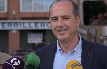 Rojo compromete un aparcamiento subterráneo en el Chorrón y una remodelación definitiva del barrio 