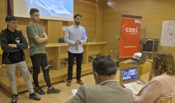 El proyecto ‘Almavoces’, de atención psicológica, ganador del programa municipal ‘Emprende Joven Digital’ 