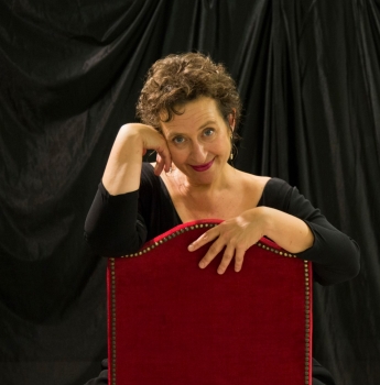 Sandra Rossi cierra la XXVI temporada del Viernes de los Cuentos 