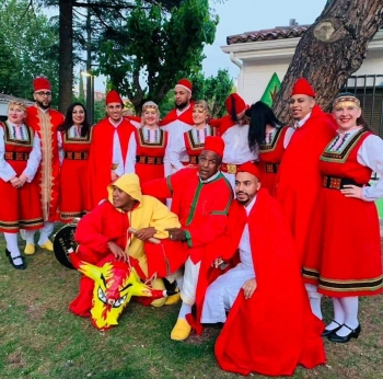 El Festival AzuConvive fomenta la convivencia y pone en valor la riqueza intercultural de Azuqueca