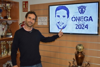 Gonzalo Ónega seguirá siendo el entrenador del CD Guadalajara