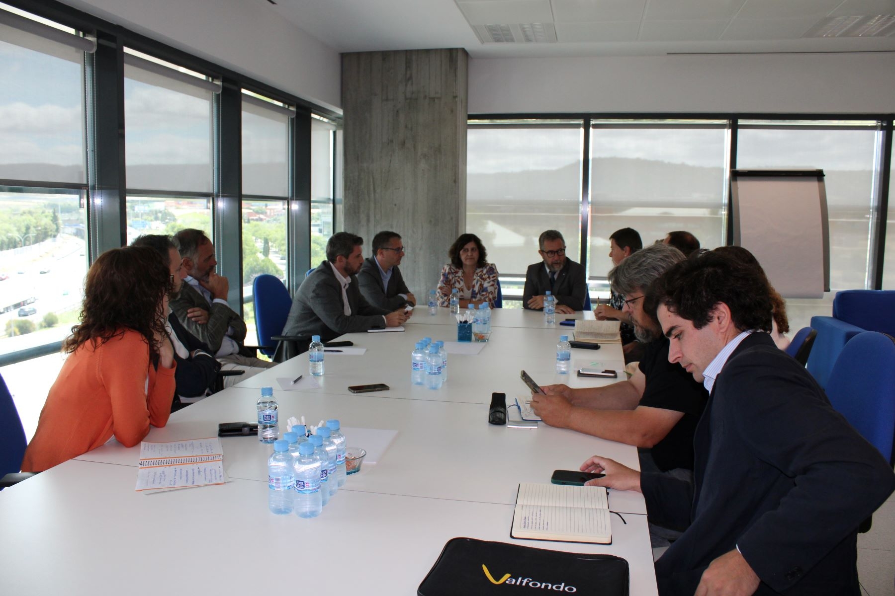 Un momento de la reunión mantenida ayer entre responsables de Ceoe Guadalajara y Port Tarragona//Imagen: Ceoe Guadalajara.