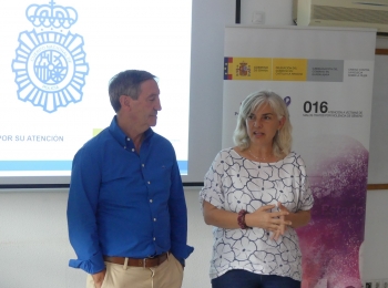 La subdelegada del Gobierno destaca la importancia de la formación para erradicar la violencia de género