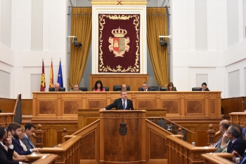 García-Page ha asegurado que “no vamos a retroceder ni un milímetro" en materia de Igualdad o de agua,