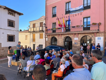 El PP presenta en campaña las medidas de Feijóo para salvar el mundo rural