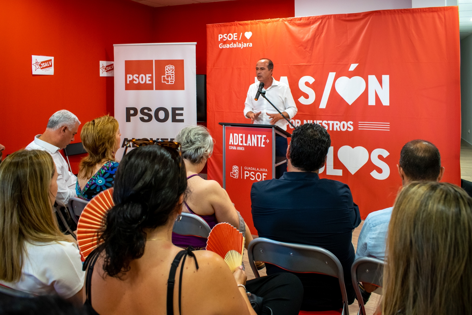 Alberto Rojo en Alovera. //Imagen: PSOE