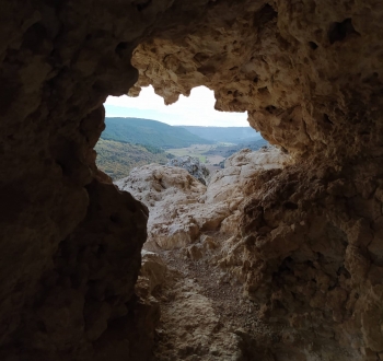 Las cuevas prehistóricas de Lupiana están abocadas a desaparecer a pesar de su interés histórico y turístico