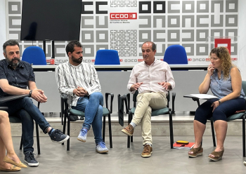 La candidatura socialista al Congreso y al Senado comparte con CCOO “movilizar el voto inteligente” 