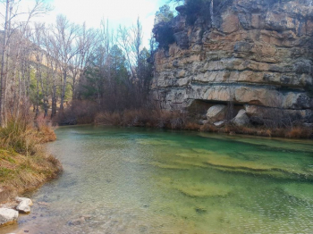 Un nuevo sistema de reservas regula el aparcamiento en las principales zonas de baño del Cañón del Tajo