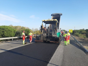 El Mitma licita por más de 300 millones de euros la mejora del firme de 1.516 km de carreteras convencionales