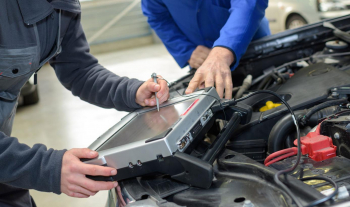 Profesores interinos de FP reclaman a la Junta la justa valoración de su experiencia