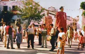 Los cabezudos vuelven a Sacedón después de 30 años