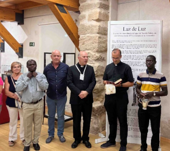 La exposición 'Luz de luz' conmemora el 175 Aniversario de la Hermandad de la Virgen de la Luz 