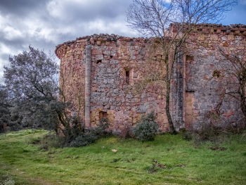Pinilla de Jadraque quiere conocer mejor su monasterio