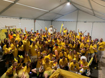 "Mañana damos el pistoletazo de salida, así que espero que se preparen, porque vamos a pasar unas fiestas geniales"