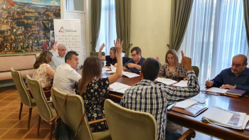 La Diputación aportará 250.000€ para que Cáritas habilite viviendas de acogida a familias en exclusión