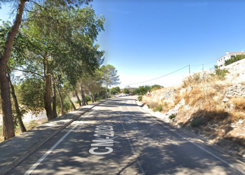 Cinco jóvenes heridos tras volcar el coche en Albares