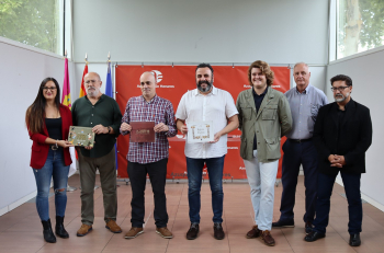 El Ayuntamiento y la asociación 'Azuqueca en la Senda del Tiempo' suscriben su primer convenio de colaboración