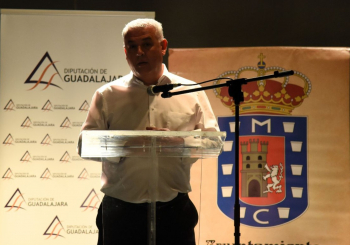 José Luis Vega reafirma el apoyo de la Diputación a la cultura llevando espectáculos a los pueblos