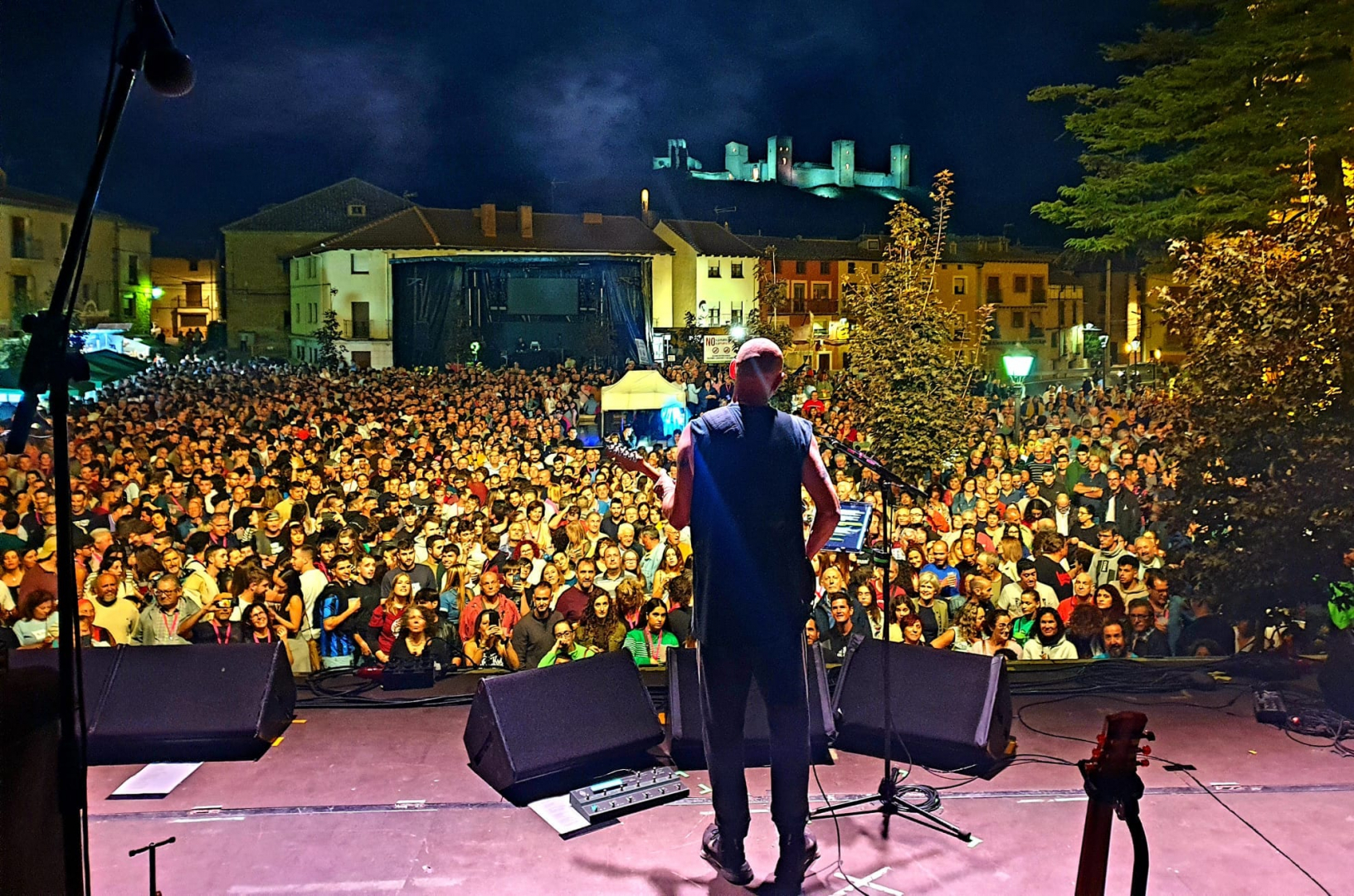 La Plaza de San Miguel durante el concierto de Celtas Cortos. Imagen: Celtas Cortos