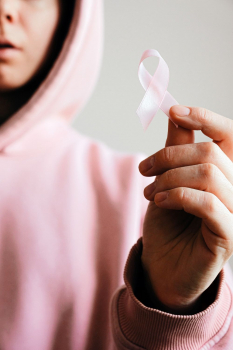La AECC vuelve a reclamar que el rosa es más que un color por el Día Mundial contra el Cáncer de Mama