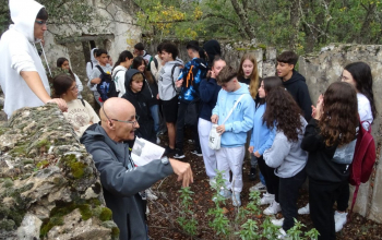 El alumnado de secundaria descubre el patrimonio de la guerra civil española en la provincia de Guadalajara