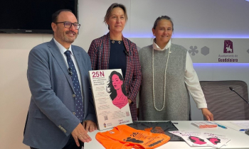 Indignación en los sectores progresistas por el uso del color naranja contra la violencia de género por parte del Ayuntamiento de Guadalajara