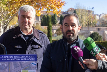 El Ayuntamiento intervendrá en las aceras, alumbrado y mobiliario urbano del entorno de la Huerta de San Antonio