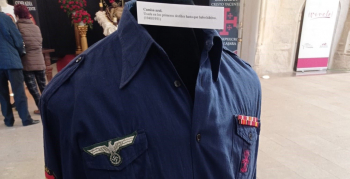 El Obispado pide perdón por la simbología nazi de la exposición de la Cofracía del Cristo Yacente