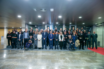 Voluntarios de Protección Civil, Bomberos y Guardia Civil de Guadalajara, galardonados por el Gobierno regional
