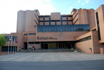 El Centro San José acoge mañana el acto institucional del Día de la Constitución