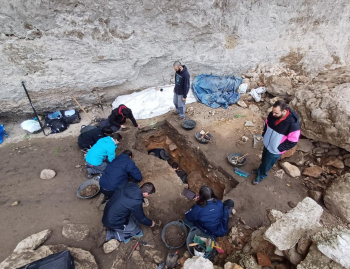 Nueva campaña en el yacimiento paleolítico de Peña Capón en Tamajón