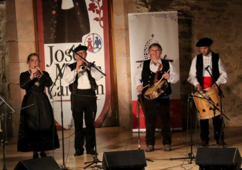 Emocionante tarde de folclore castellano en el XXXV Certamen de Dulzaina José María Canfrán 